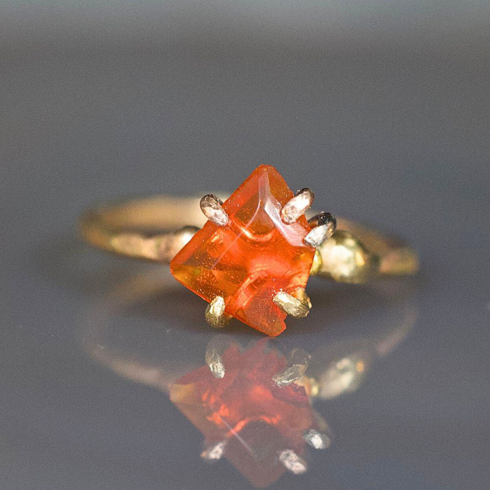 Mexican Fire Exceptional Opal Small Stone Ring on a Yellow Gold Band