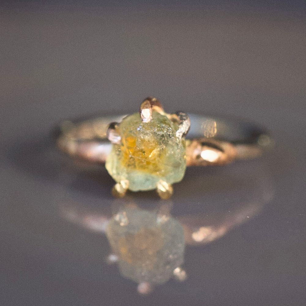 Montana Sapphire Small Stone Ring