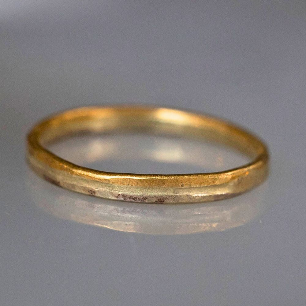 2MM Gold Skinny Seamed Band