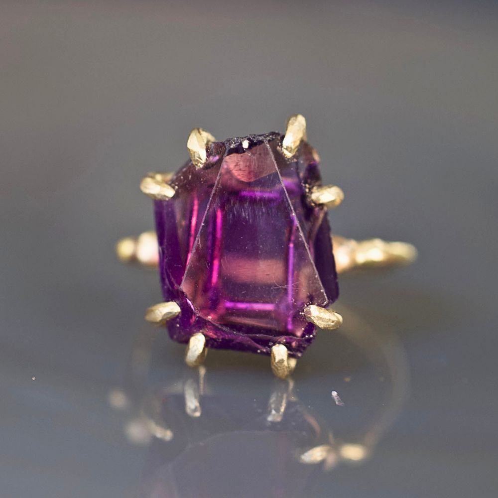 Amethyst Medium Stone Ring on a Yellow Gold Embedded Band