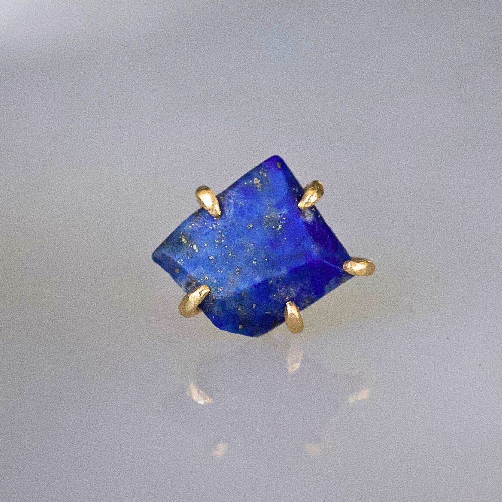 Lapis Small Stone Single Stud