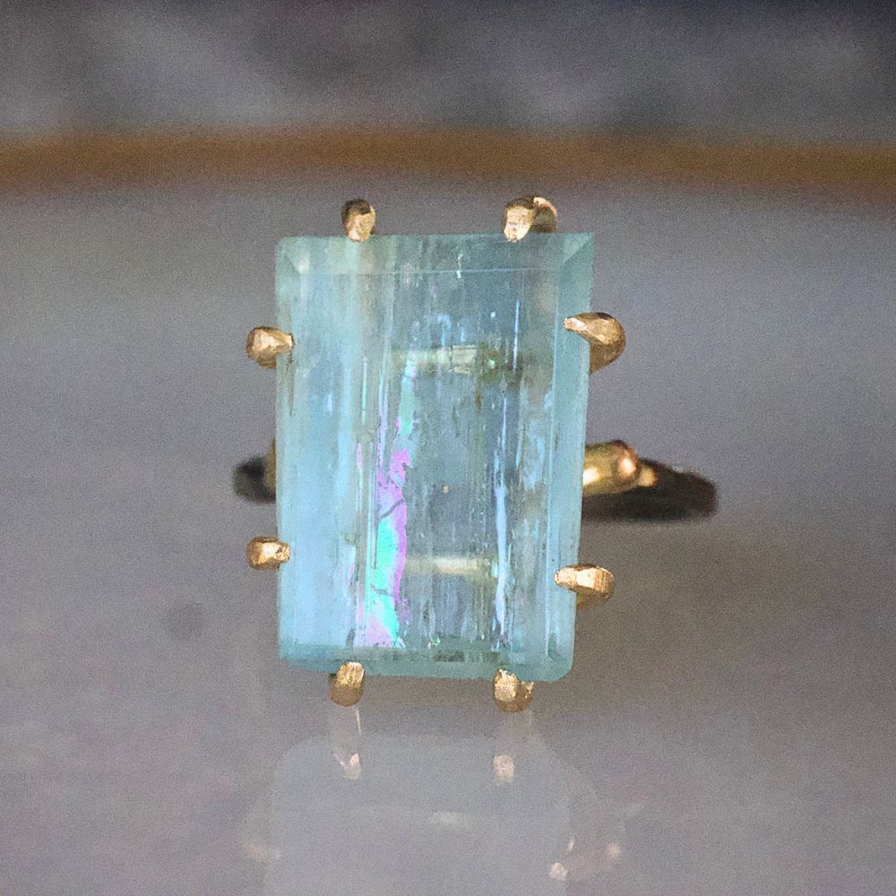 Exceptional Aquamarine Large Stone Ring