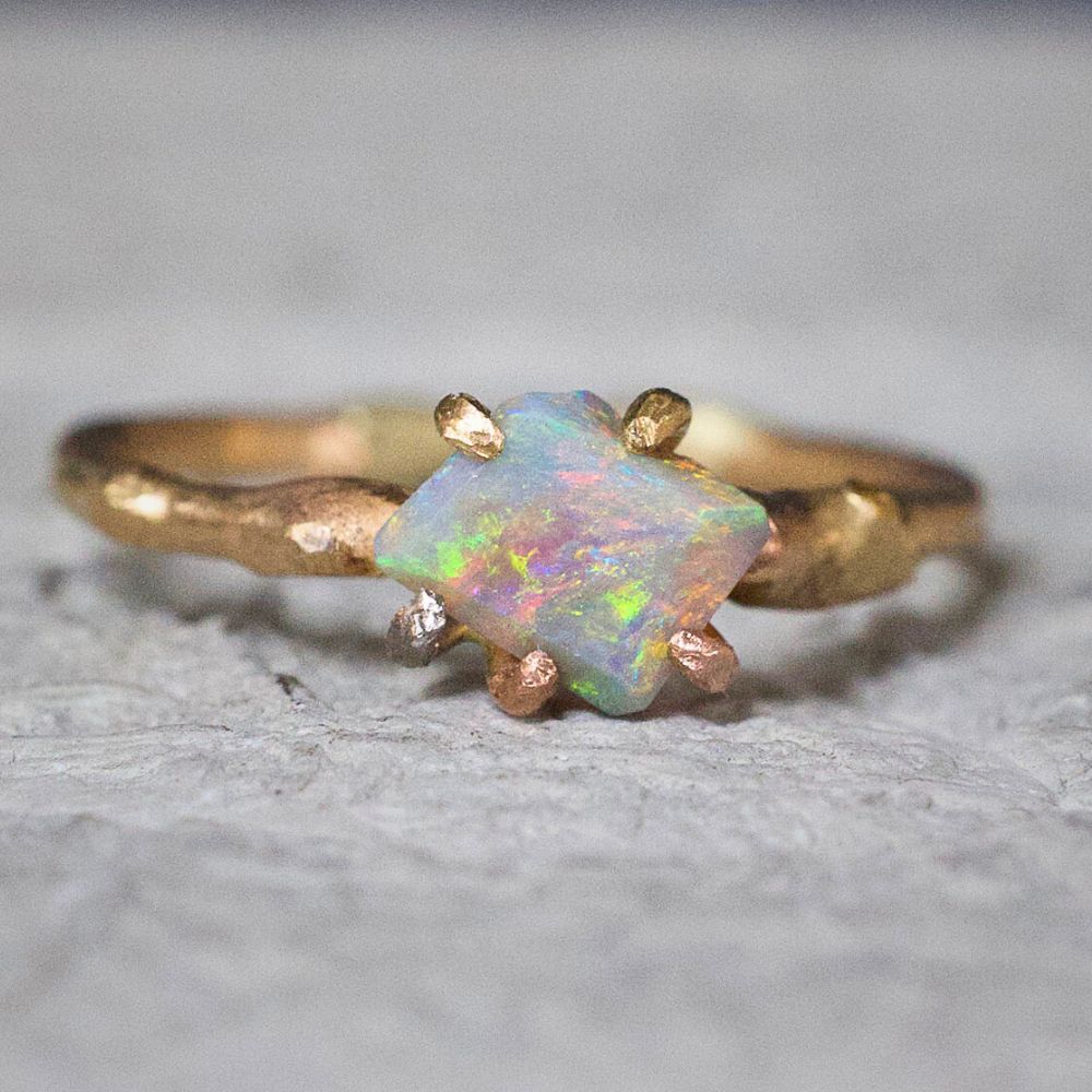 Australian Opal Small Stone Ring on a Yellow Gold Band