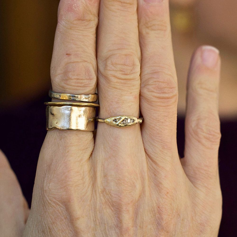 Kintsugi Mixed Diamond Band Mini on a Palladium Band