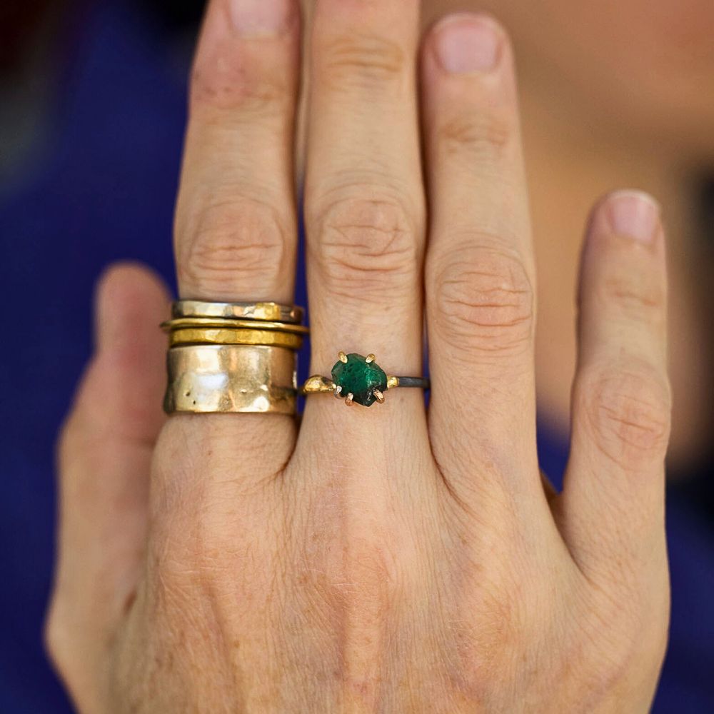 Brazilian Emerald Small Stone Ring
