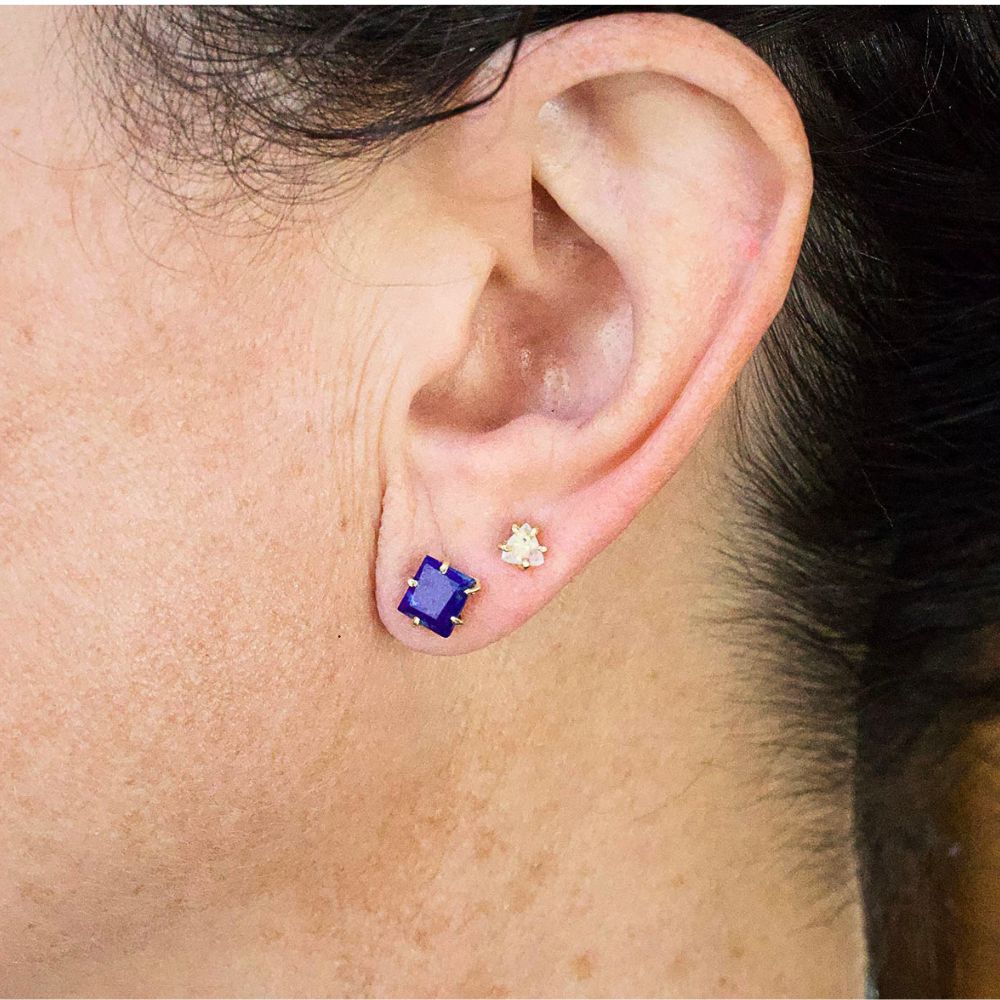 Lapis Medium Stone Studs