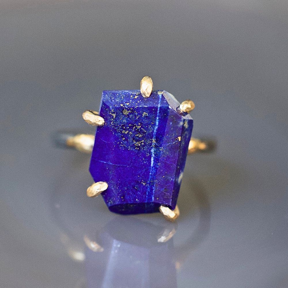 Lapis Medium Stone Ring