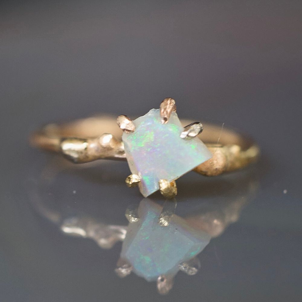 Australian Opal Small Stone Ring on a Yellow Gold Band