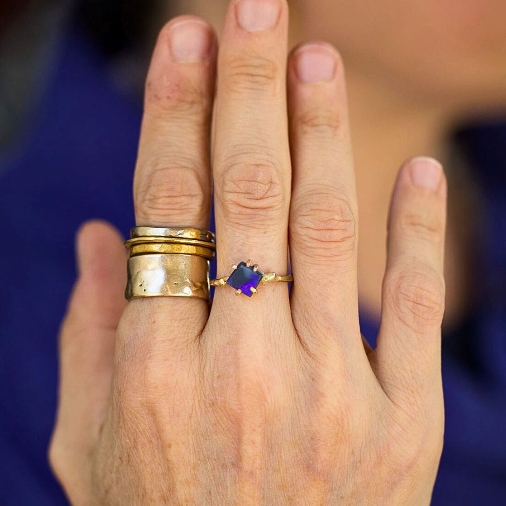 Australian Dark Purple Opal Small Stone Ring on a Yellow Gold Band