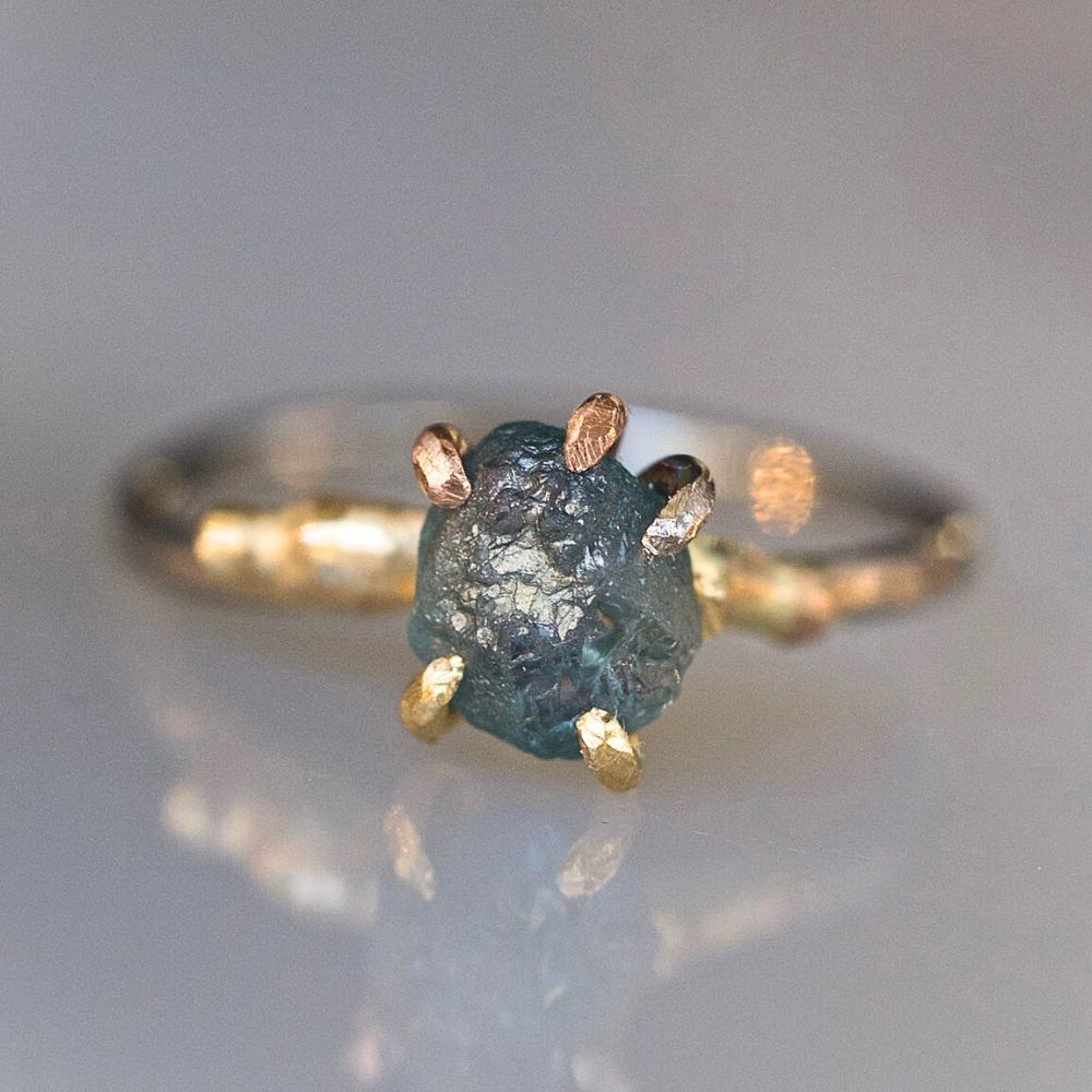 Montana Sapphire Small Stone Ring on a Palladium and Gold Band