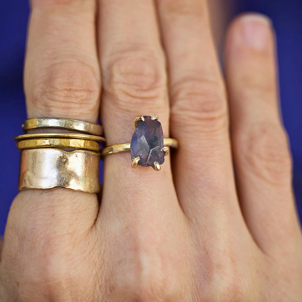 Purple Sapphire Medium Stone Ring on a Gold Skinny Seamed Band