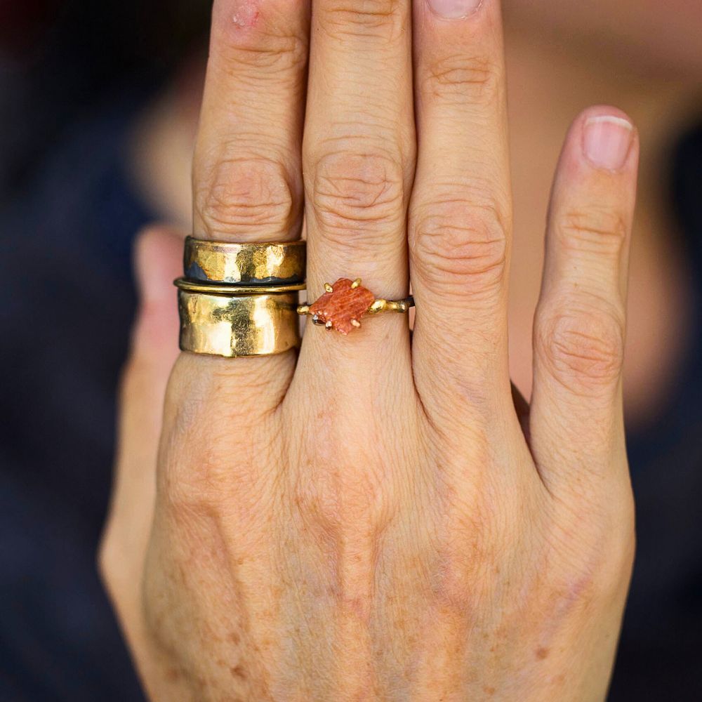 Sunstone Small Stone Ring