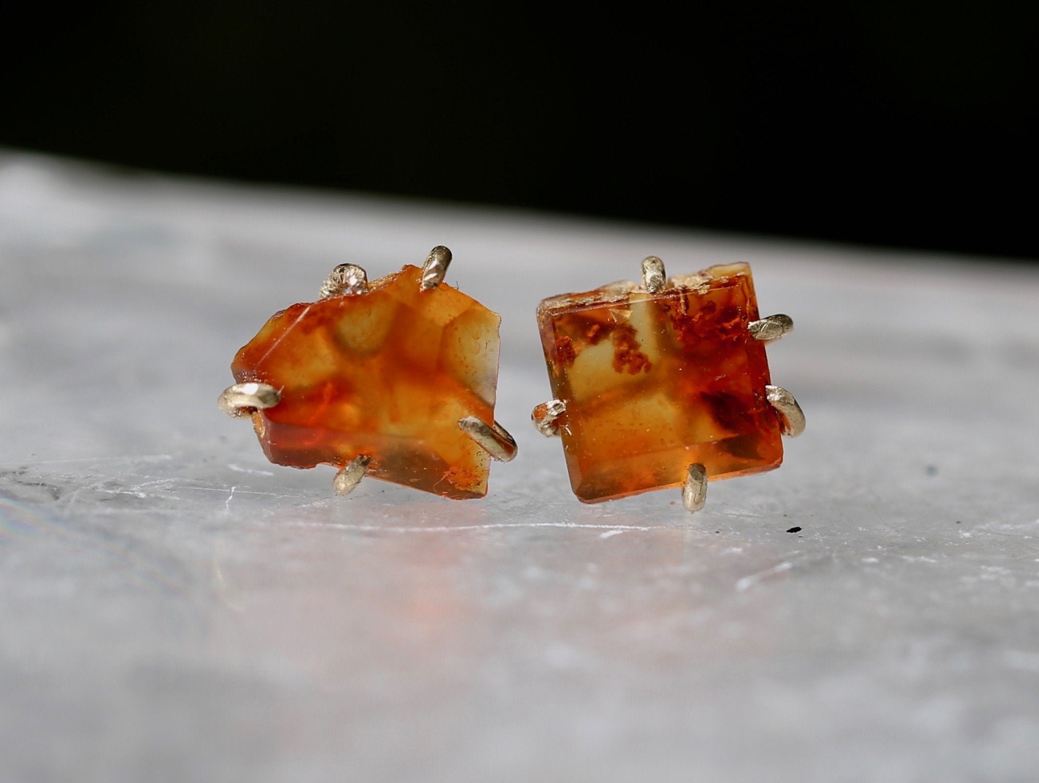 Oregon Carnelian small studs