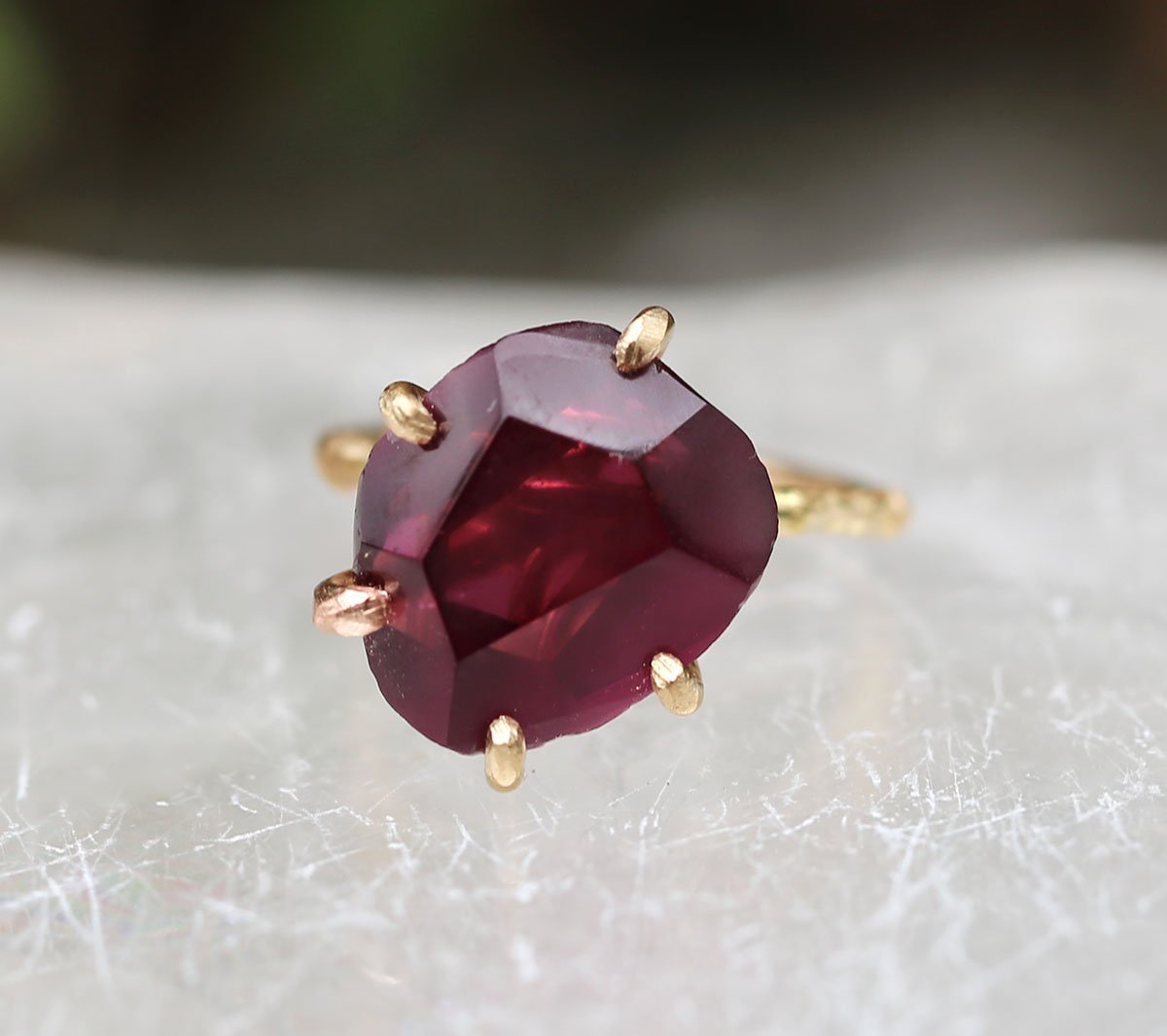 Malawi Garnet large ring with gold band