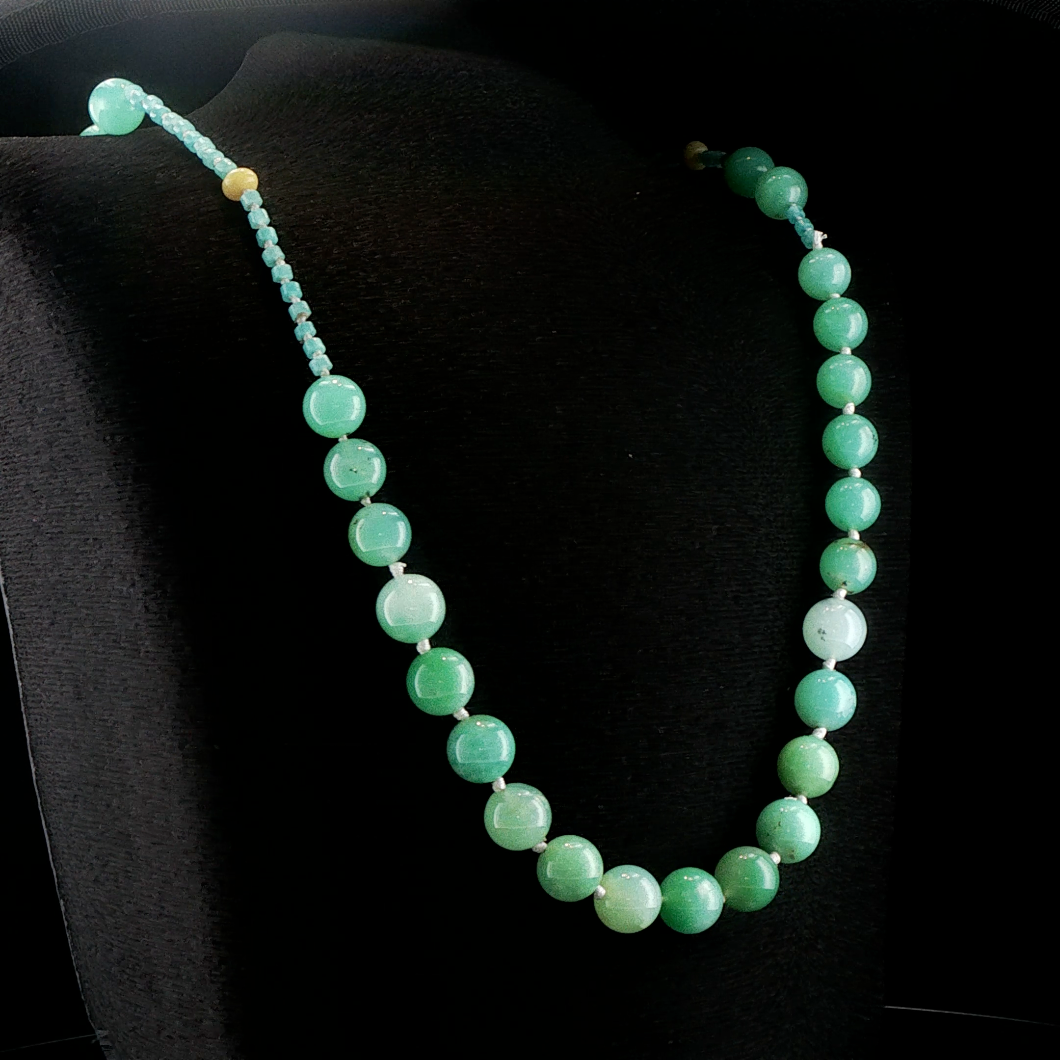 Chrysoprase Lariat