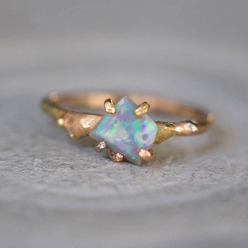 Australian Opal Small Stone Ring on a Yellow Gold Band
