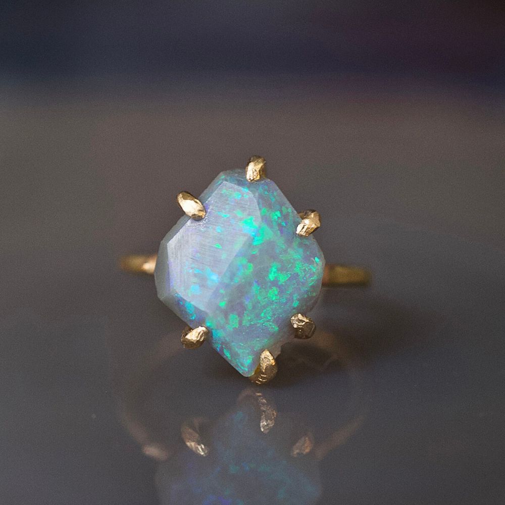 Australian Exceptional Opal Medium Stone Ring on a Yellow Gold Band