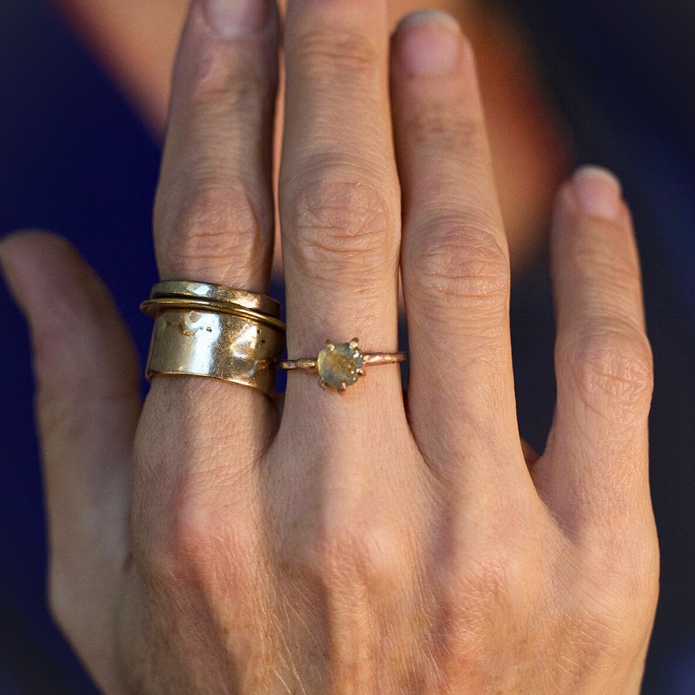 Montana Sapphire Small Stone Ring