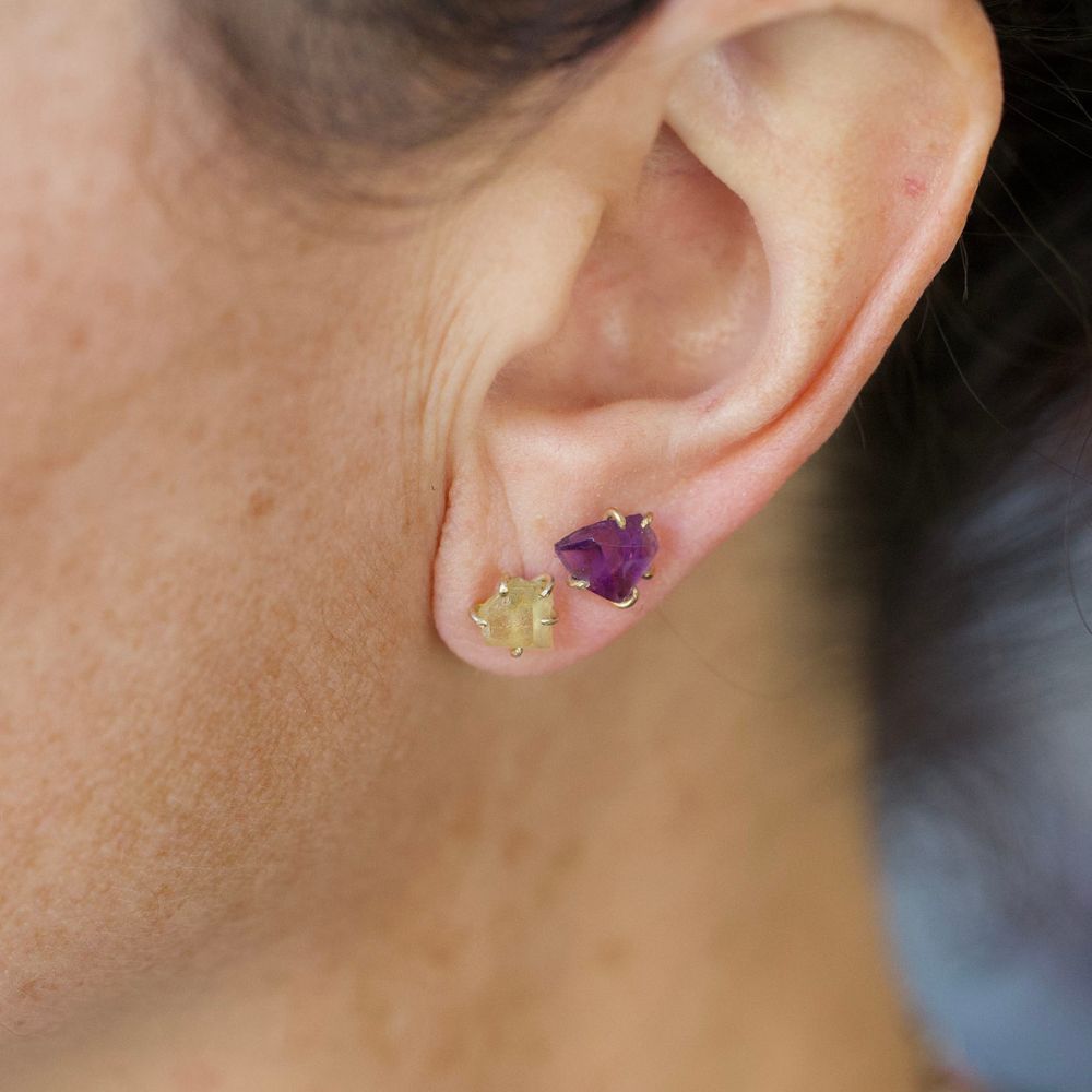 Montana Sapphire Small Stone Studs