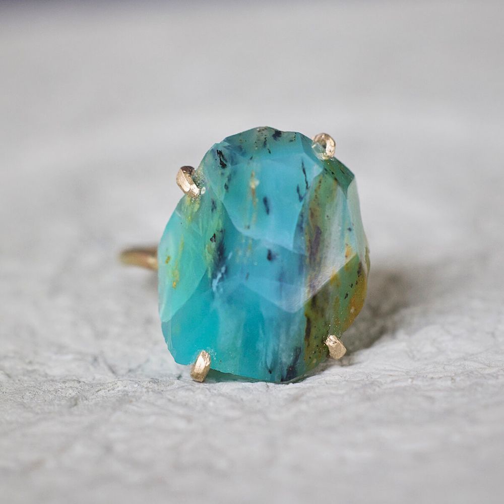 Peruvian Opal Large Stone Ring on a Yellow Gold Band