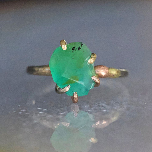 Peruvian Opal Small Stone Ring on a Palladium and Gold Band
