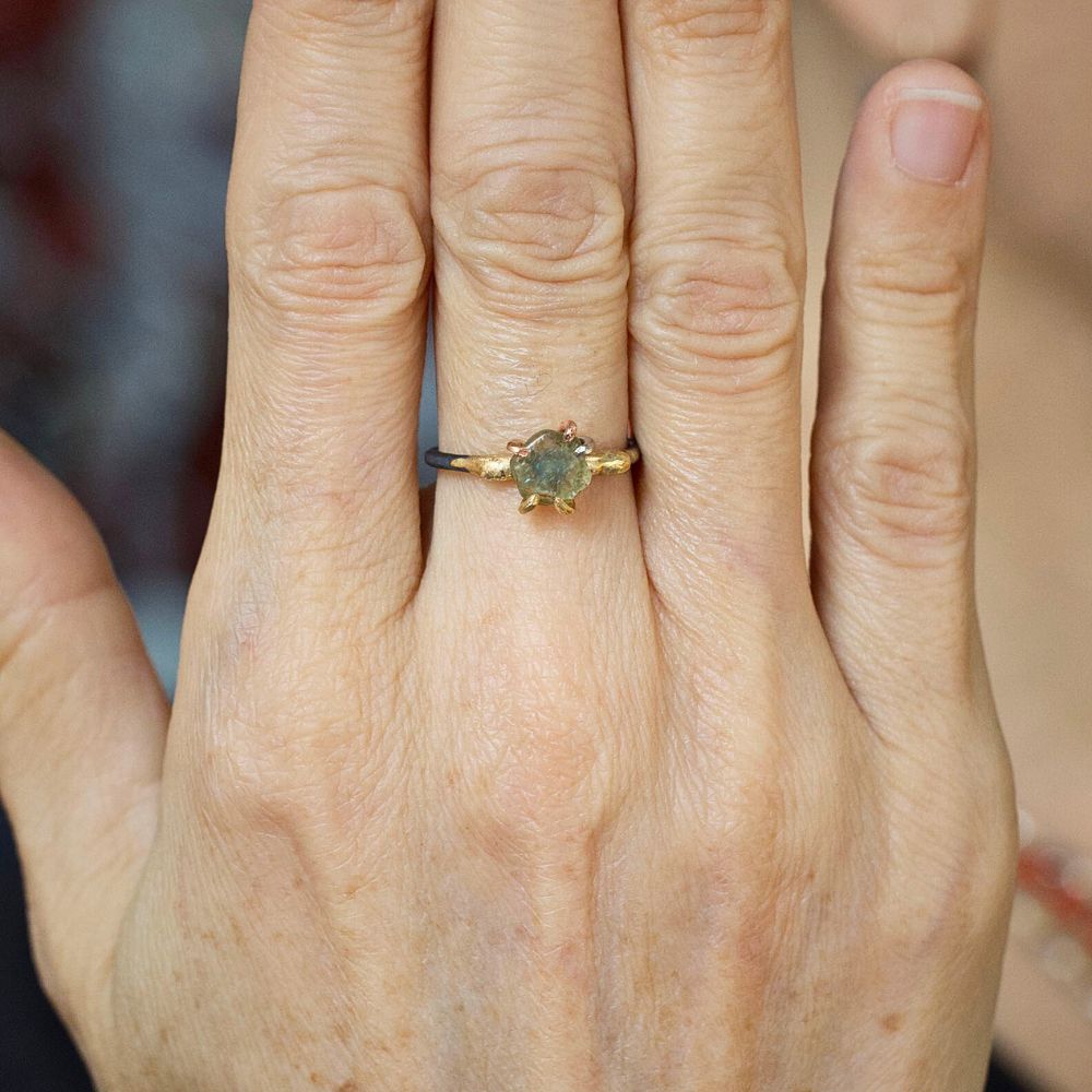 Montana Sapphire Small Stone Ring