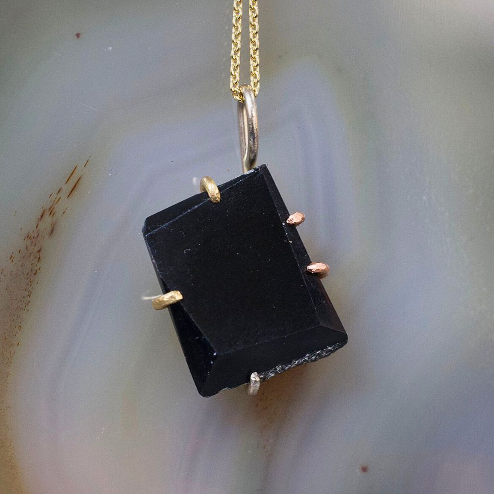 Wyoming Black Jade  Large Stone Pendant with a Yellow Gold Cable Chain