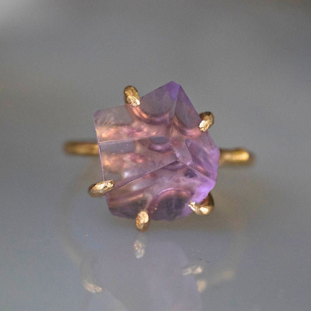 Rose De France Amethyst Medium Stone Ring on a Yellow Gold Band