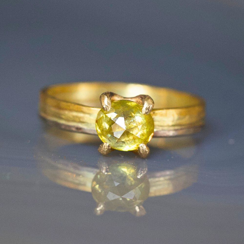 Bright Yellow Oval 1.11ct Diamond on our 3MM Gold Skinny Seamed Band