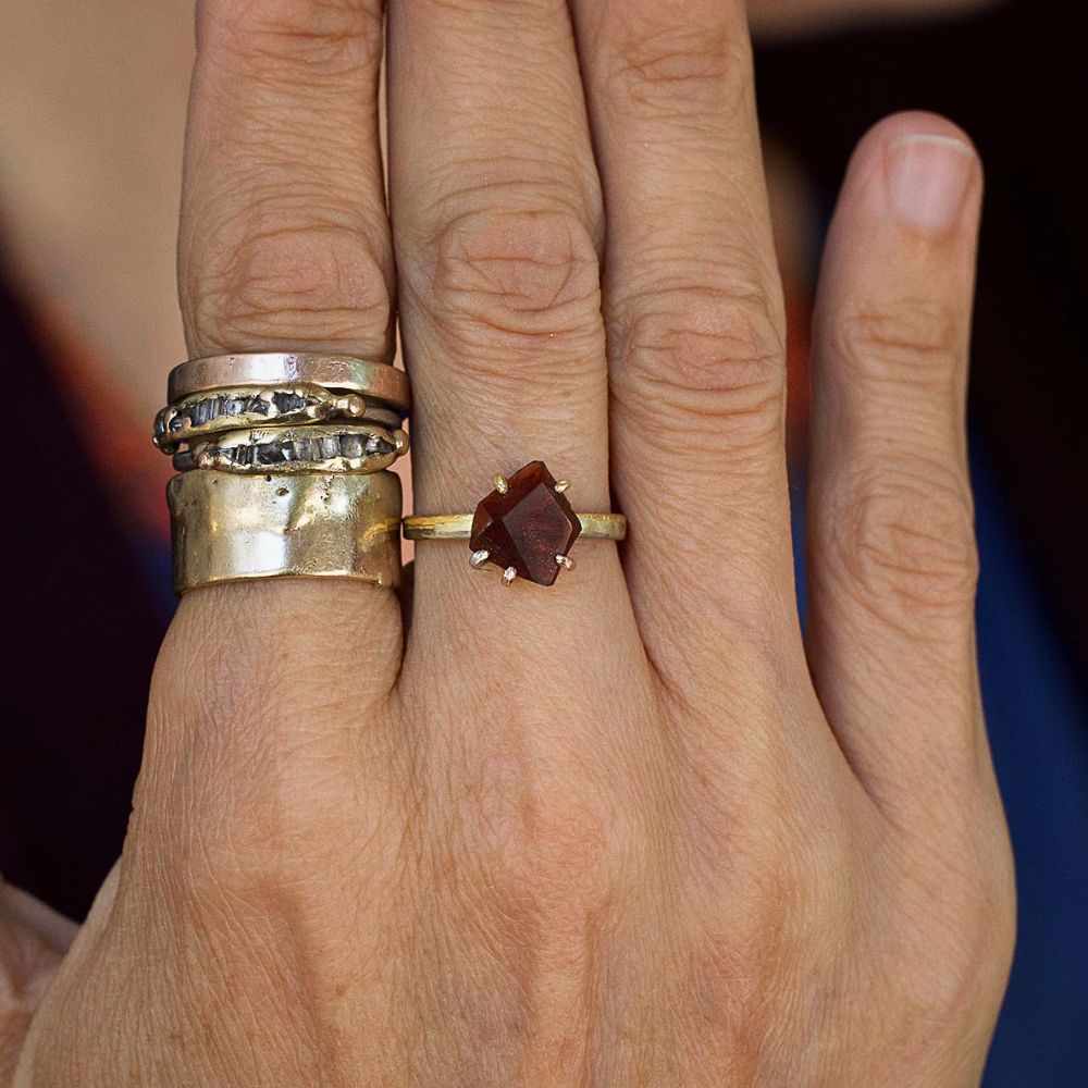 Garnet Small Stone Ring on our 2MM Gold Skinny Seamed Band