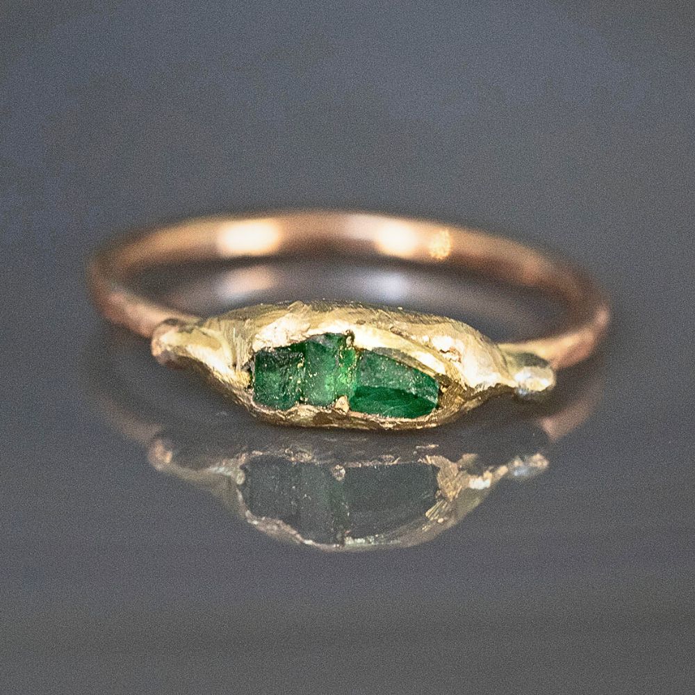 Brazilian Emerald Band with a Rose Gold Band Mini