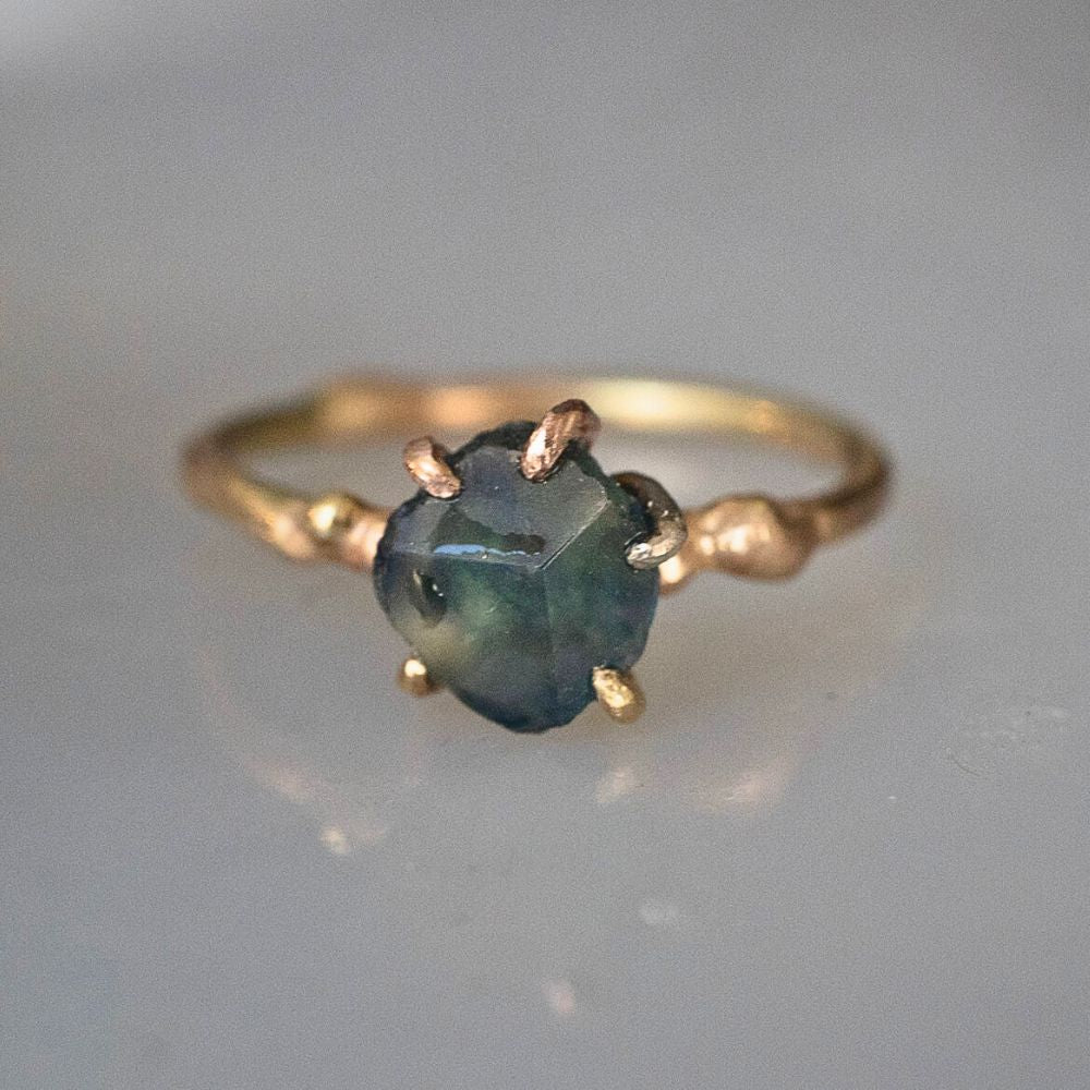 Montana Sapphire Small Stone Ring on a Yellow Gold Band