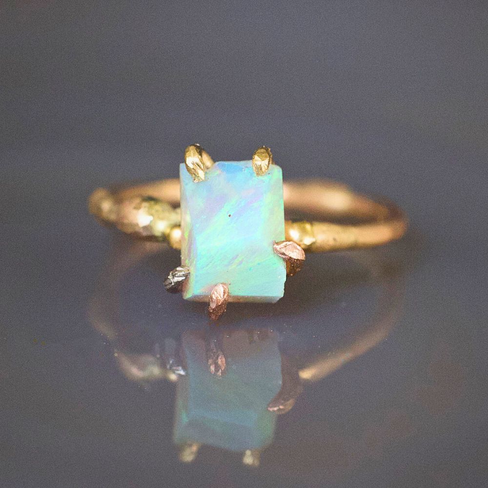 Australian Exceptional Opal Small Stone Ring on a Yellow Gold Band