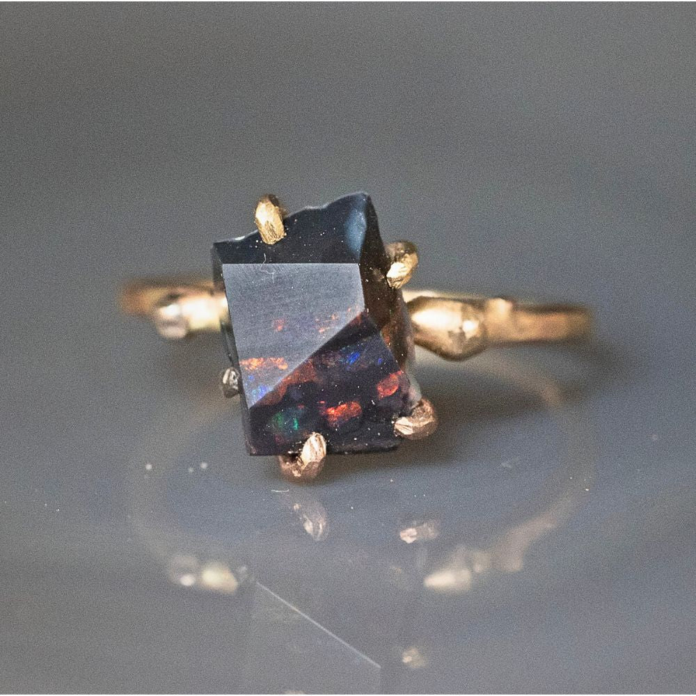 Australian Dark Opal Small Stone Ring on a Yellow Gold Band