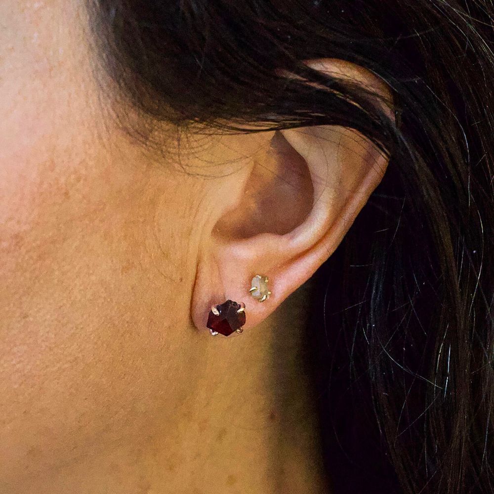 Garnet Medium Stone Studs