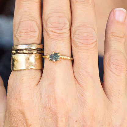 Alexandrite Small Stone Ring on a Yellow Gold Band