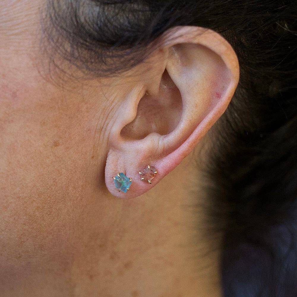 Apatite Single Small Stone Stud