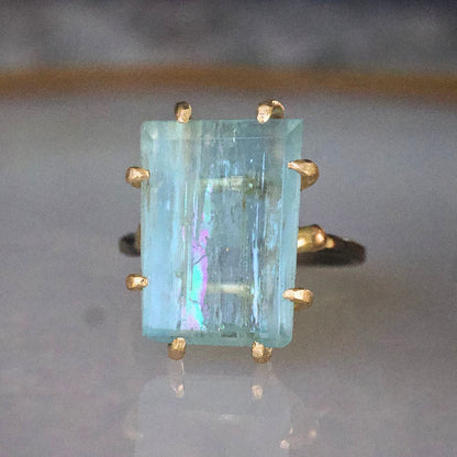 Exceptional Aquamarine Large Stone Ring