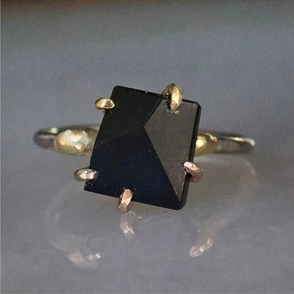 Wyoming Black Jade Medium Stone Ring on a Palladium and Gold Band