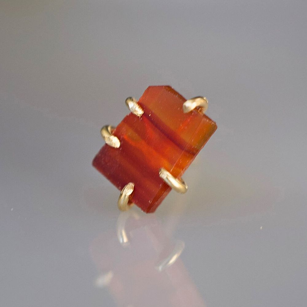 Carnelian Single Medium Stone Stud