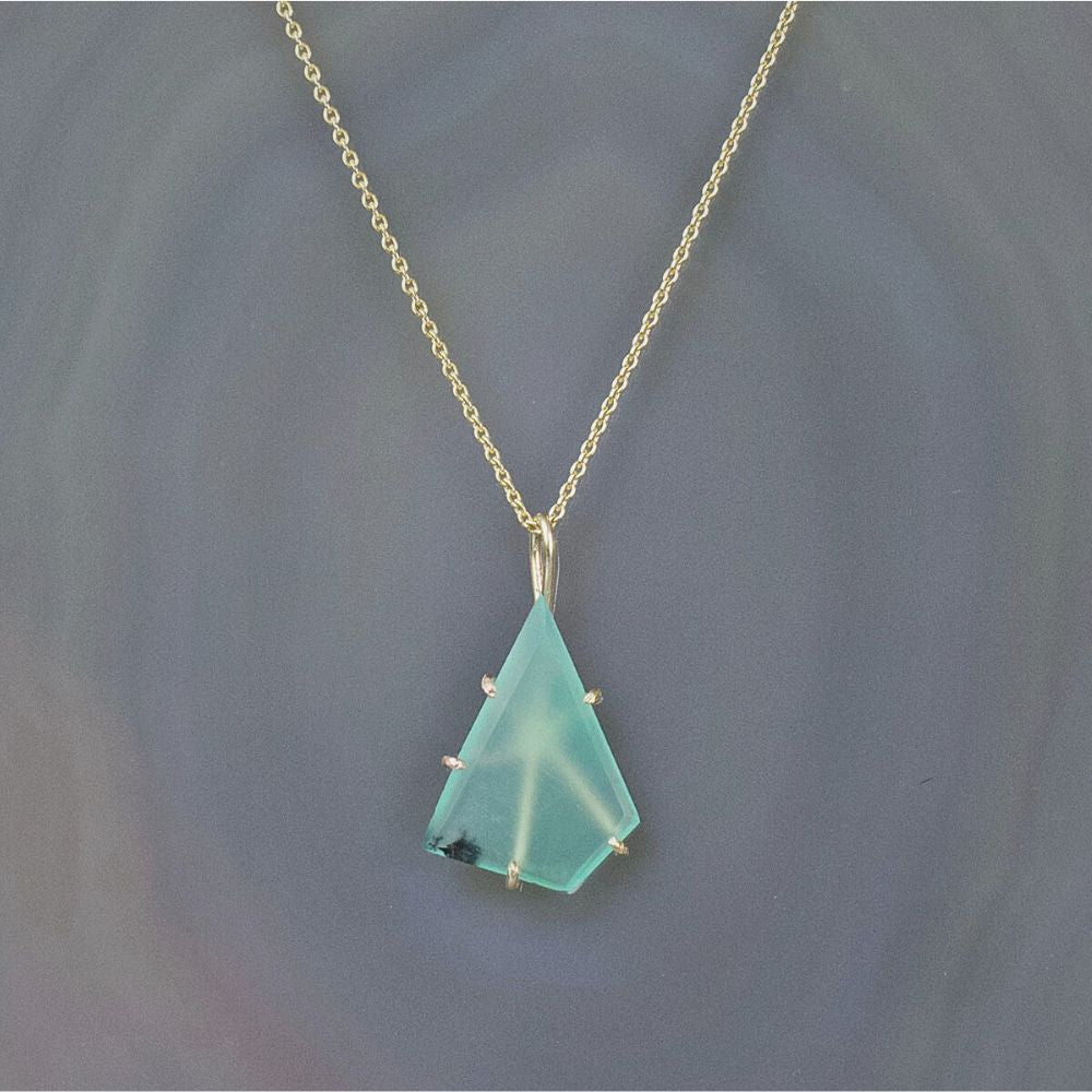 Chrysoprase Medium Stone Pendant with a Yellow Gold Cable Chain