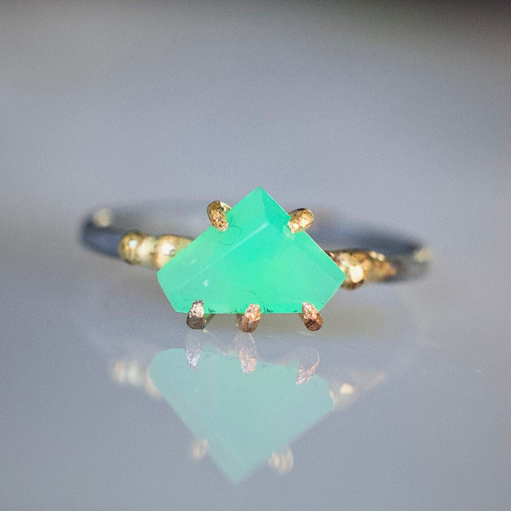 Chrysoprase Small Stone Ring