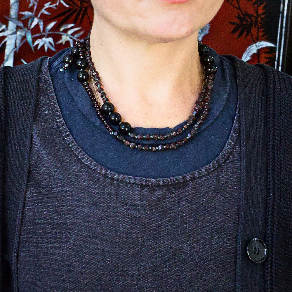 Garnet and Black Jade Lariat 36 Inches