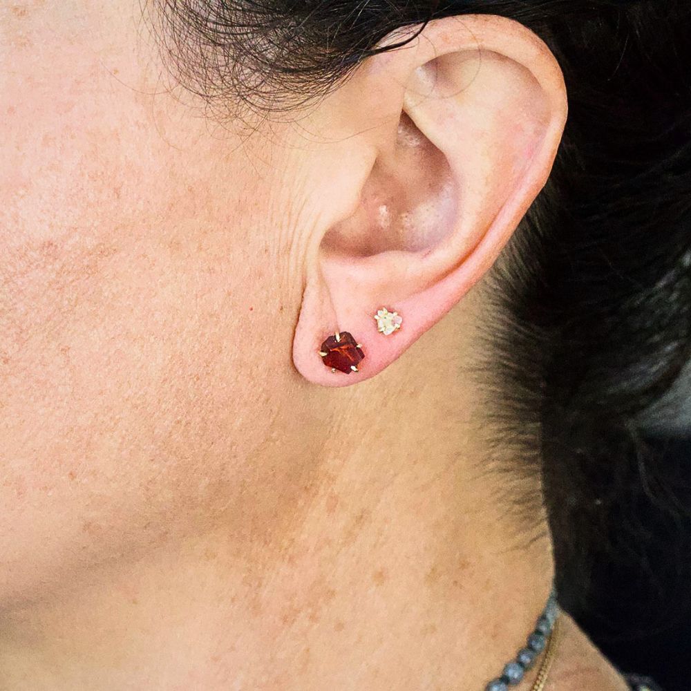 Garnet Small Stone Studs