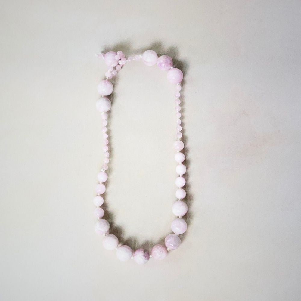 Kunzite Lariat 17 Inches