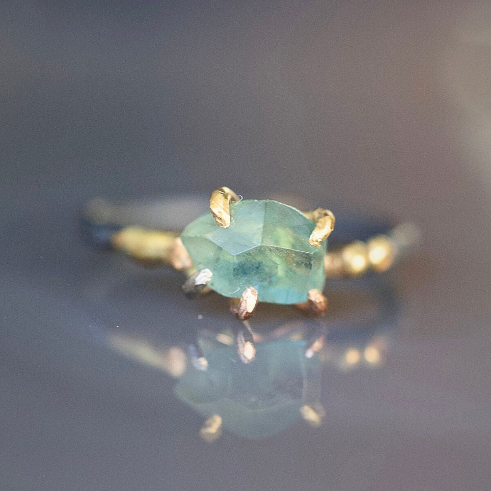 Montana Sapphire Small Stone Ring
