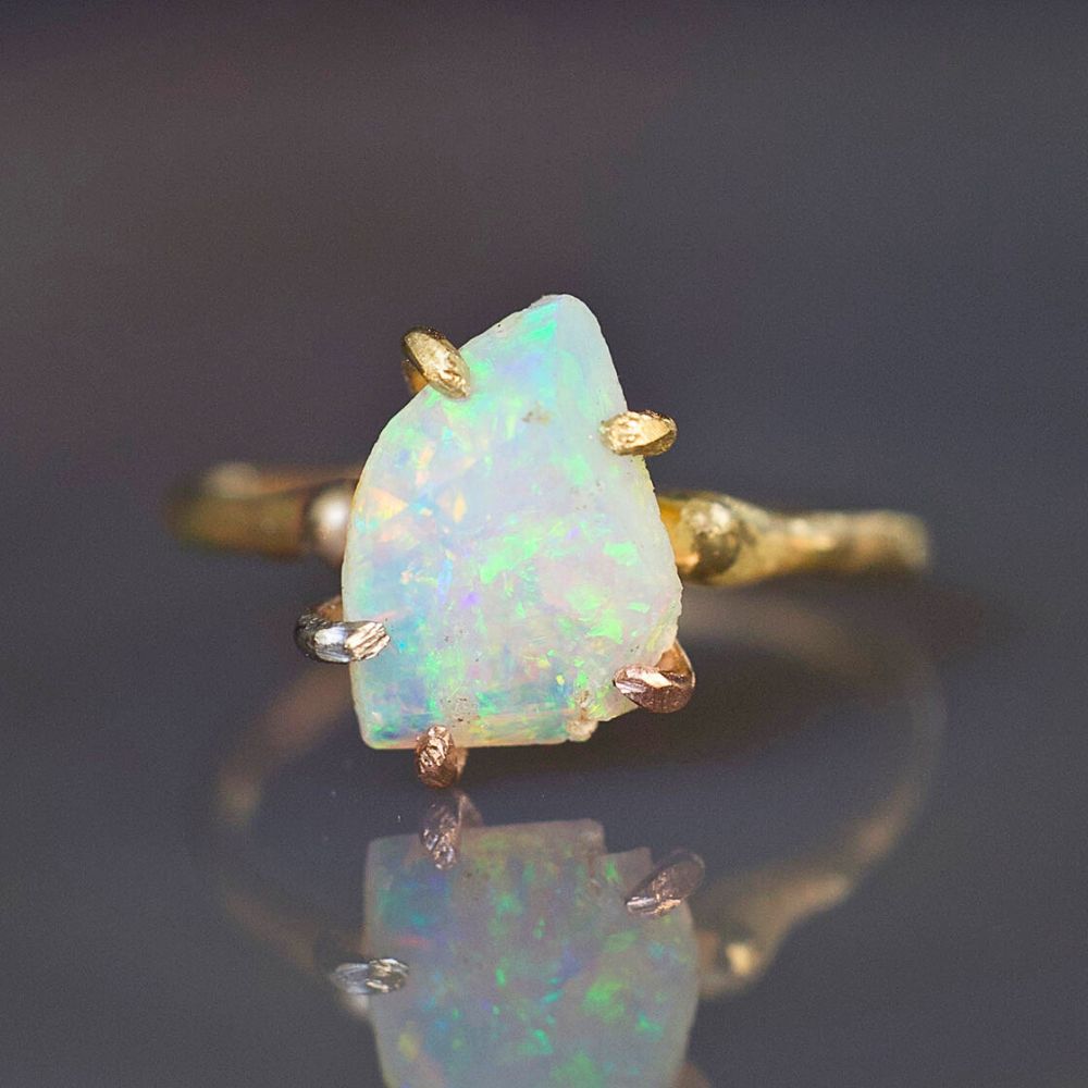 Australian Exceptional Opal Small Stone Ring on a Yellow Gold Band