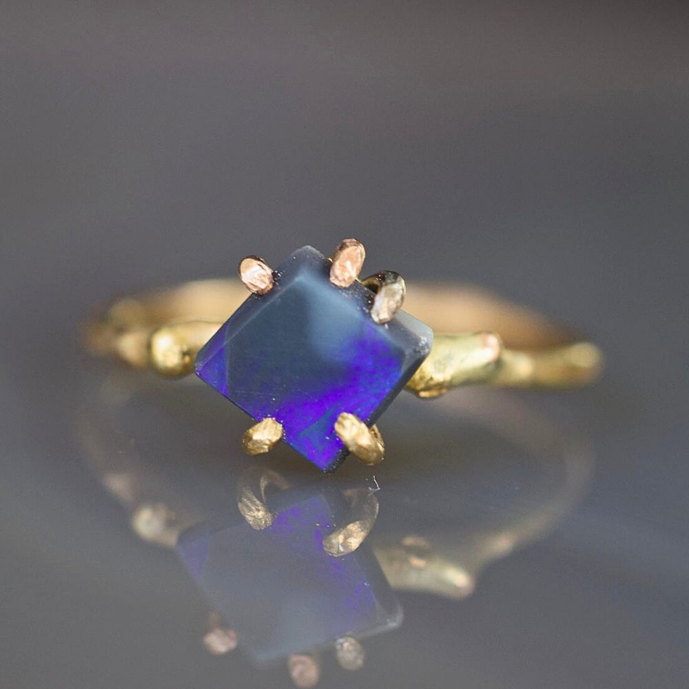Australian Dark Purple Opal Small Stone Ring on a Yellow Gold Band