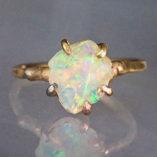 Australian Exceptional Opal Small Stone Ring on a Yellow Gold Embedded Band