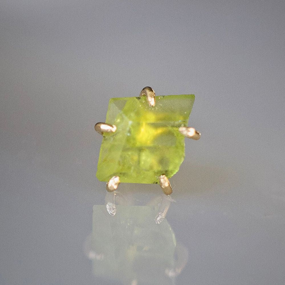 Peridot Small Stone Single Stud